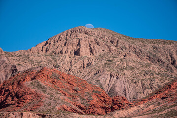 El Hornocal, en la provincia de Jujuy, al norte de Argentina, el famoso cerro de los 14 colores, una de las atracciones más codiciada por los turistas. 