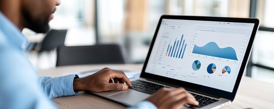 Business manager setting up automated reports, efficiency, staying updated with minimal effort