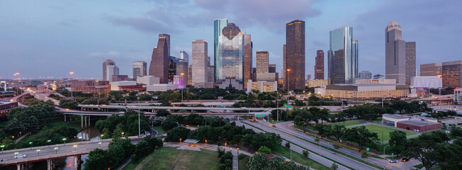 Fototapeta premium Downtown city skyline of skyscapers in Houston, Texas, United States.