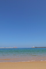 There are waves on the beach in Korea