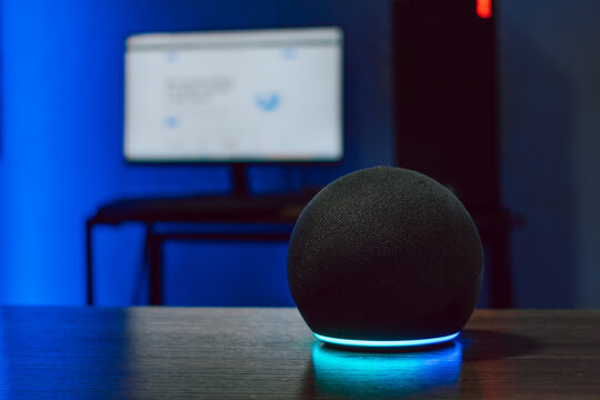 Amazon Alexa echo dot home assistant smart home speaker