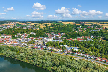 Die Region Bad Abbach im Luftbild, Blick über die Donau zum Kurgebiet