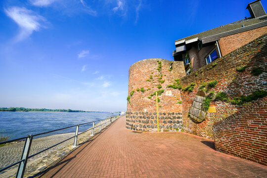 View of historical buildings and the promenade in Rees.  City on the Rhine.
