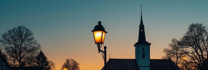 Obraz premium Sustainable streetlight brightening a place of worship in daylight.