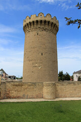 Merdekan Castle is located on the Absheron Peninsula of Baku. The castle was built in the 12th century.