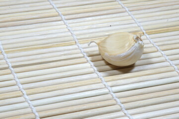 転がったニンニク