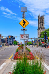 Detroit Avenue, symmetry garden median, USA