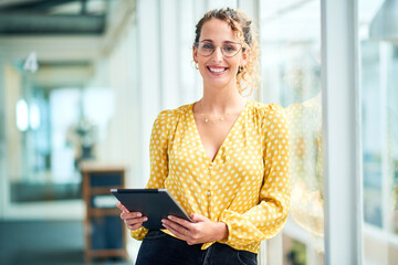 Tablet, portrait and business woman with social media, content creation project and online in...