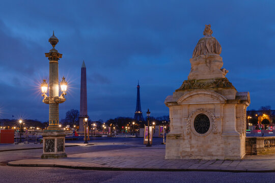 Place de la Concorde with Eiffel Tower, Champs Elysees , Paris, Ile de France, France