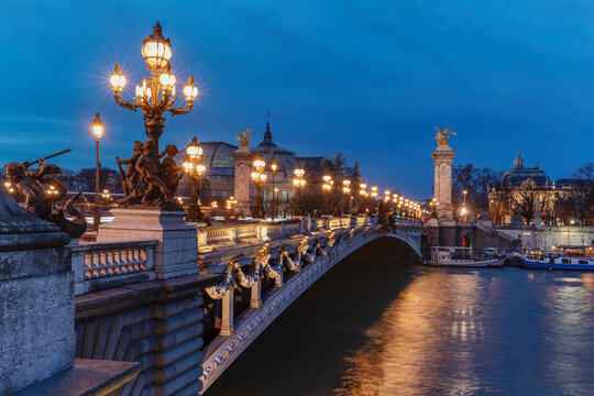 Pont Alexandre III bridge, River Seine, Invalides, Paris, Ile de France, France