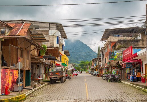 Town centre, Mindo, a centre for tourism in the Cloud Forest involving zip lining, rafting, bird watching and nature tours, Mindo, Ecuador
