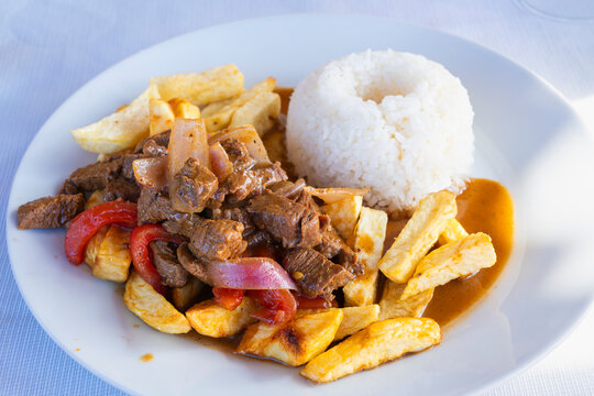 Traditional Peruvian dish named lomo saltado, Maras, Sacred Valley, Urubamba Province, Cusco (Cuzco) Region, Peru
