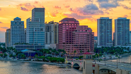aerial view of Royal Park Bridge