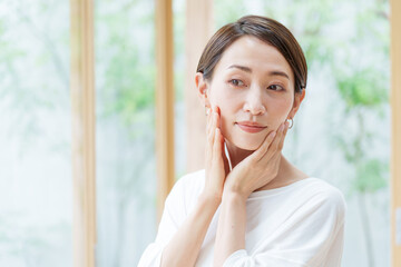 ミセス女性　ビューティーコンセプト