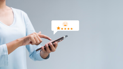 A customer giving a 5-star rating to express their satisfaction with the product and service.