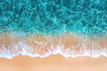 Obraz premium Light Blue Ocean and Sandy Shore