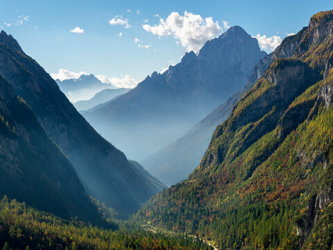 Italy, Valle Corpassa in Civetta, Moiazza mountain range in the dolomites of the Veneto, in the background the Pale die San Martino. Civetta and Pala is part of the UNESCO World Heritage Site.