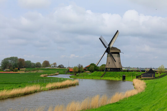 Netherlands, Noth Holland. Molencomplex. Schermerhorn. Windmills.