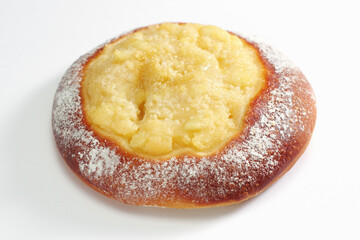 Bun with apple custard