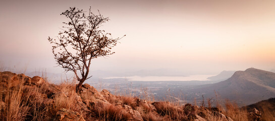 Landscape photograph shot during sunset of Hartbeespoort Dam, North-West Province, South Africa © Herman