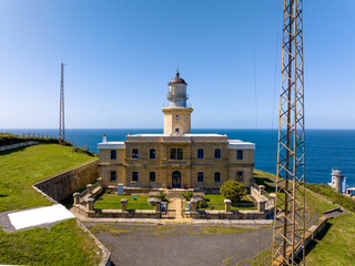 Faro del Cabo Machichaco de Bermeo en Vizcaya