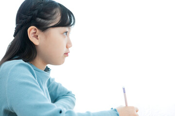勉強する女の子