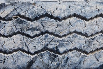 Gomme - Pneumatici - sfasciacarrozze - Discarica - Demolizione