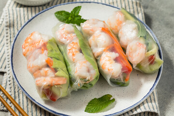 Homemade Vietnamese Shrimp Spring Rolls