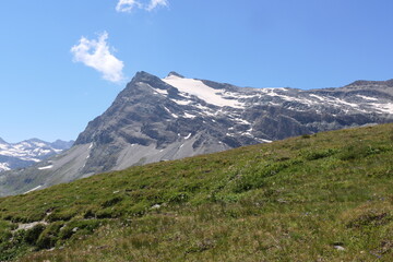 Fototapeta premium mountains in the mountains