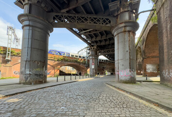 Obraz premium Salford, Manchester, uk ,august 17, 2024, One of the largest conservation areas in Manchester, castlefield is situated on the south west side of the city centre.