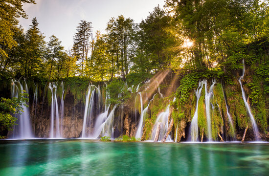 Europe, Croatia, Plitvice Lakes National Park. Waterfall landscape. 