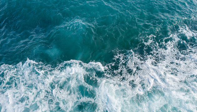 eau bleu de l'oc&eacute;an, fond de mer avec flot et vagues, arri&egrave;re plan de nature