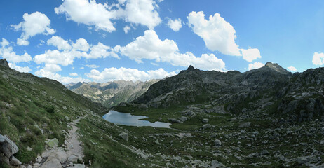 Naklejka premium Embarrat