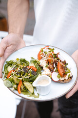 food, bread, eating, sandwich, meal, hand, chef, plate, burger, hamburger, breakfast, cooking, hungry, cake, holding, hands, cook, kitchen, dinner, lunch, eat, restaurant, diet, delicious