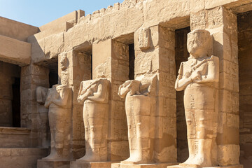 Wander through the "forest" of columns within the Temple of Ramses III. Their towering heights and intricate carvings create a sense of awe and wonder, transporting visitors back to ancient Egypt.