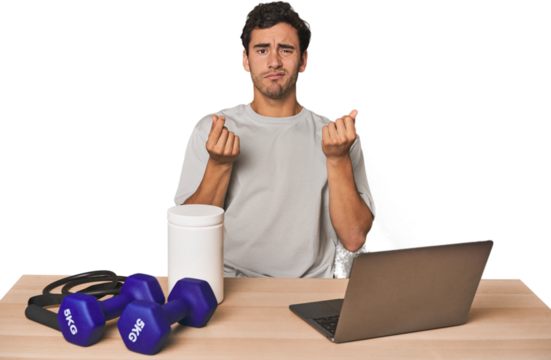 Hispanic trainer planning workout showing that she has no money.