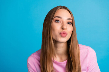 Photo portrait of attractive young woman kissing pouted lips dressed stylish pink clothes isolated...
