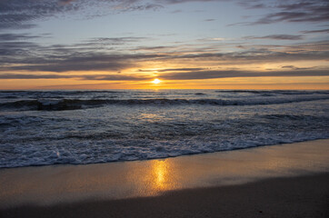 Fototapeta premium Sonnenuntergang in Wenningstedt Sylt
