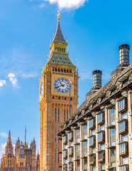 Obraz premium Big Ben tower and Portcullis house in London, UK