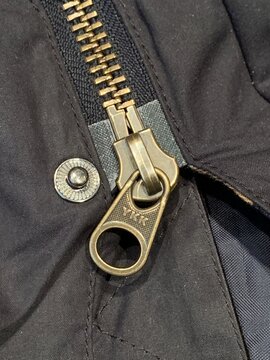 Seattle, WA, USA
August 23, 2024
YKK Zipper