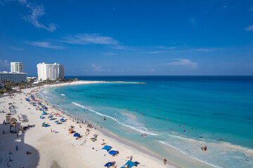 Turquoise Waves at Sunset: Playa Forum in Cancún © mardoz
