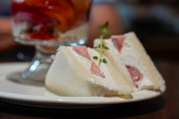 cake with strawberry