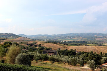 Sommerlandschaft um Orvieto in Umbrien