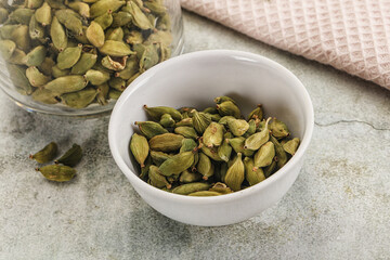Dry Cardamom - aroma seasoning flavour