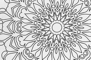  Arrière plan noir et blanc avec motif graphique mandala pour colorier