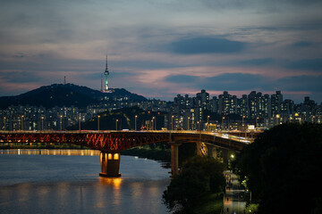 City night scene of Seoul
