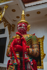 giant statue in temple