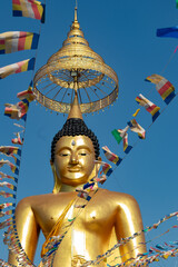 golden buddha statue