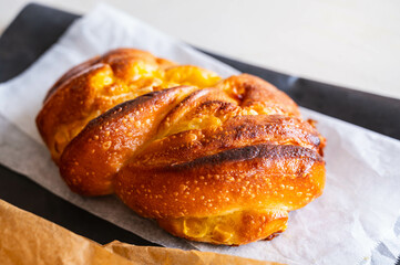 コーン入りバター醤油パン