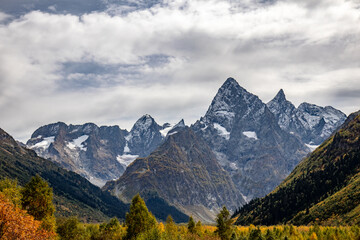 autumn in the mountines